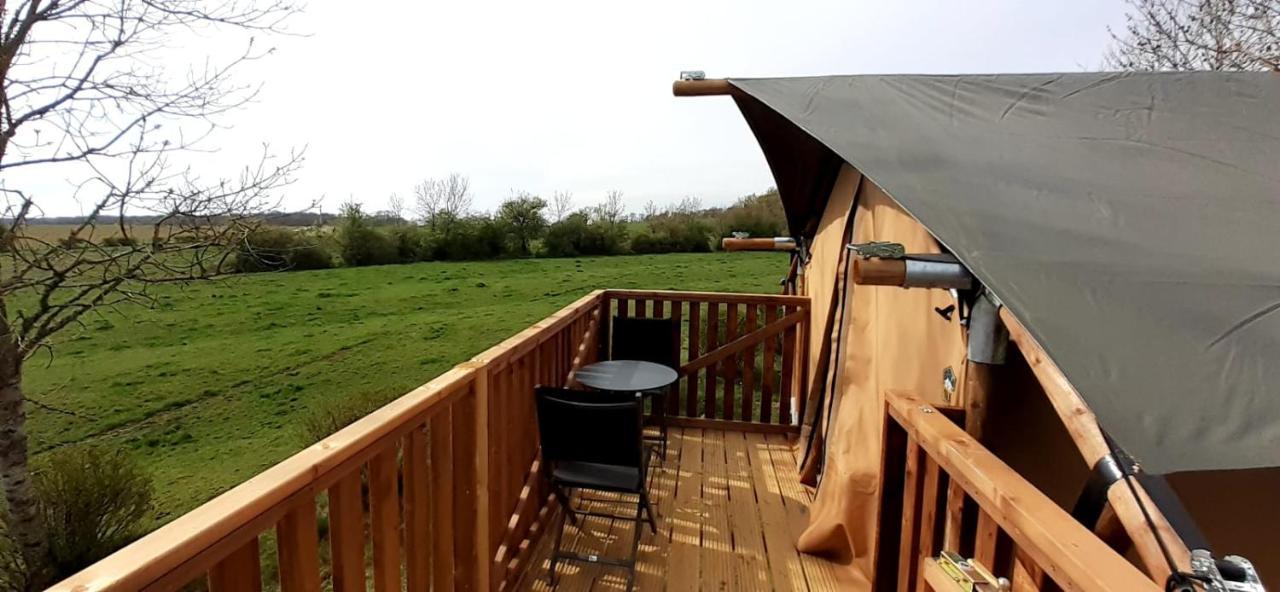 Tente Cabane Du Camping Hautoreille Bannes  Exteriör bild